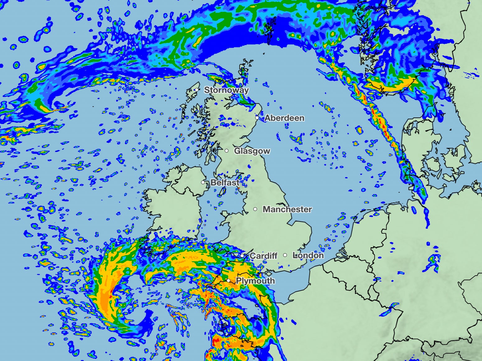 <p>Wednesday 9pm as Storm Ciarán heads over Britain </p>