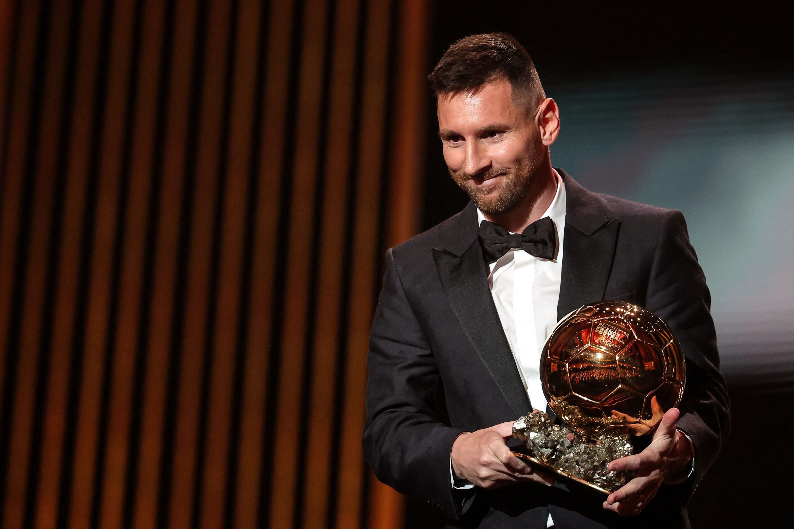 Updates for the Ballon d'Or Awards: Messi and Bonmati announced as winners.