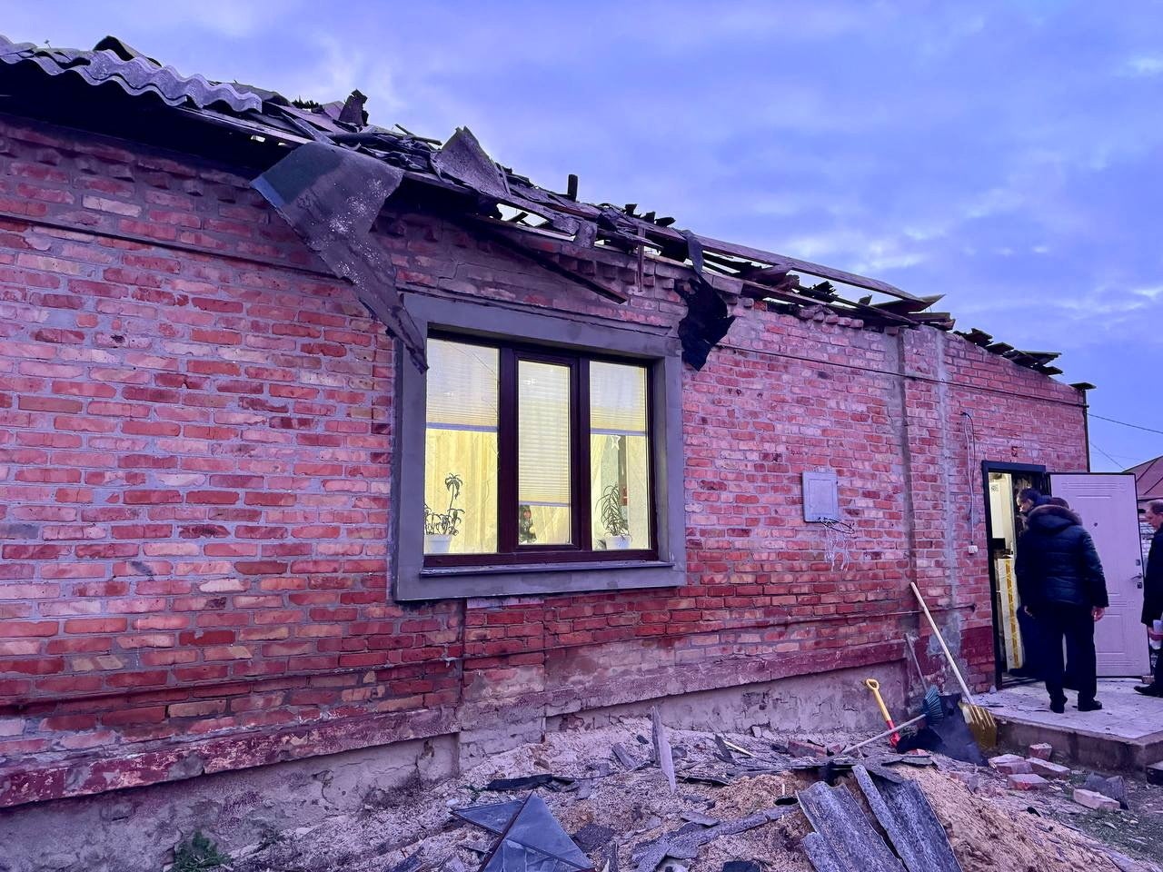 

<p>A view shows a damaged house following what was said to be Ukrainian forces’ shelling in the course of Russia-Ukraine conflict</p>
<p>” height=”960″ width=”1280″ layout=”responsive” i-amphtml-layout=”responsive”><i-amphtml-sizer slot=
