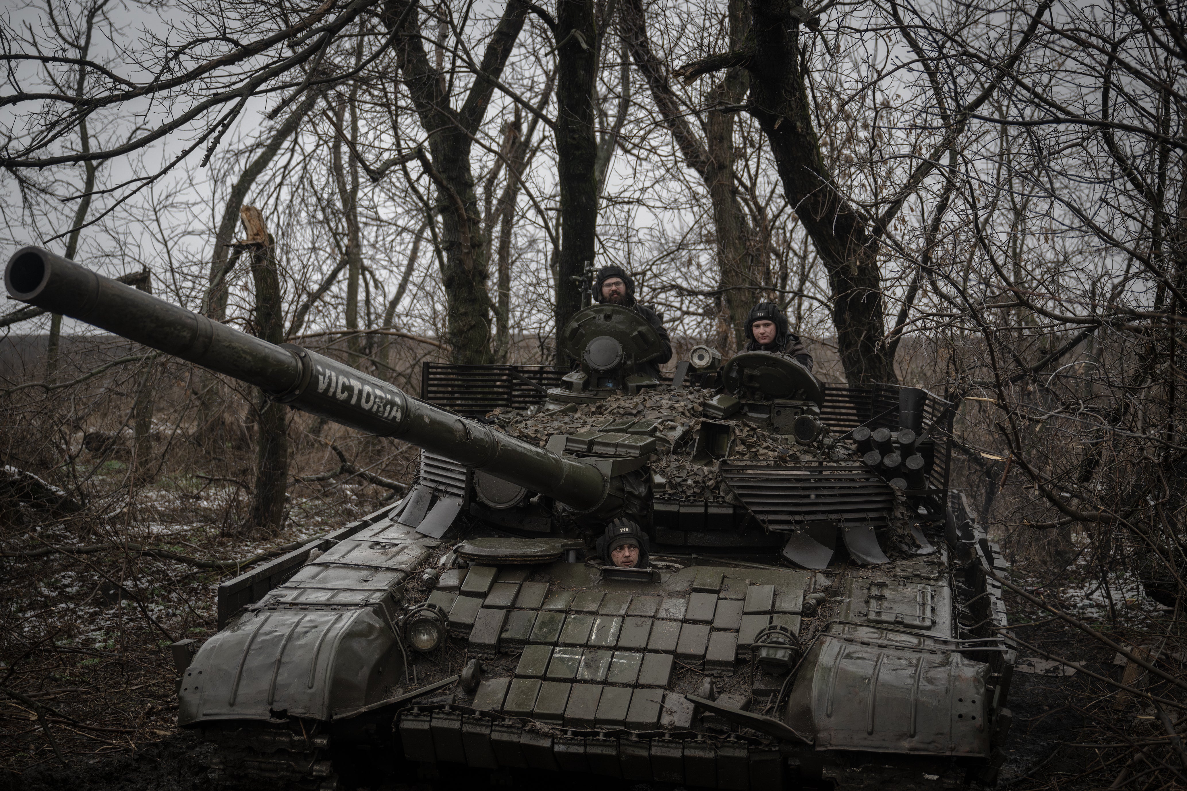 <p>Ukrainian soldiers are seen in a tank as Russia and Ukraine war continues in the direction of Avdiivka</p>
