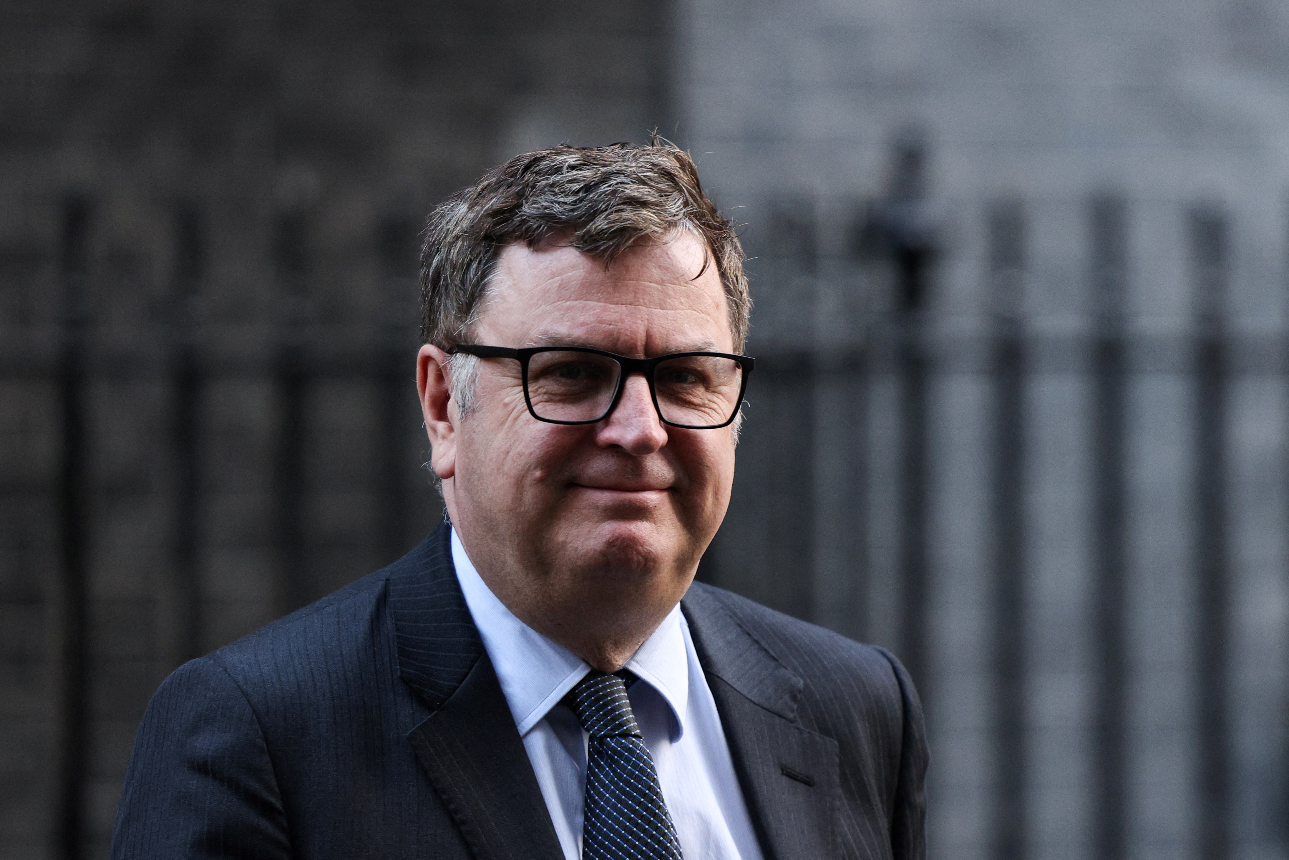 

<p>Work and Pensions Secretary Mel Stride (pictured) has refused to be drawn on whether Lee Anderson and Brendan Clarke-Smith could keep their party posts if the MPs back the rebel amendments to the Rwanda Bill</p>
<p>” height=”2921″ width=”4379″ layout=”responsive” i-amphtml-layout=”responsive”><i-amphtml-sizer slot=