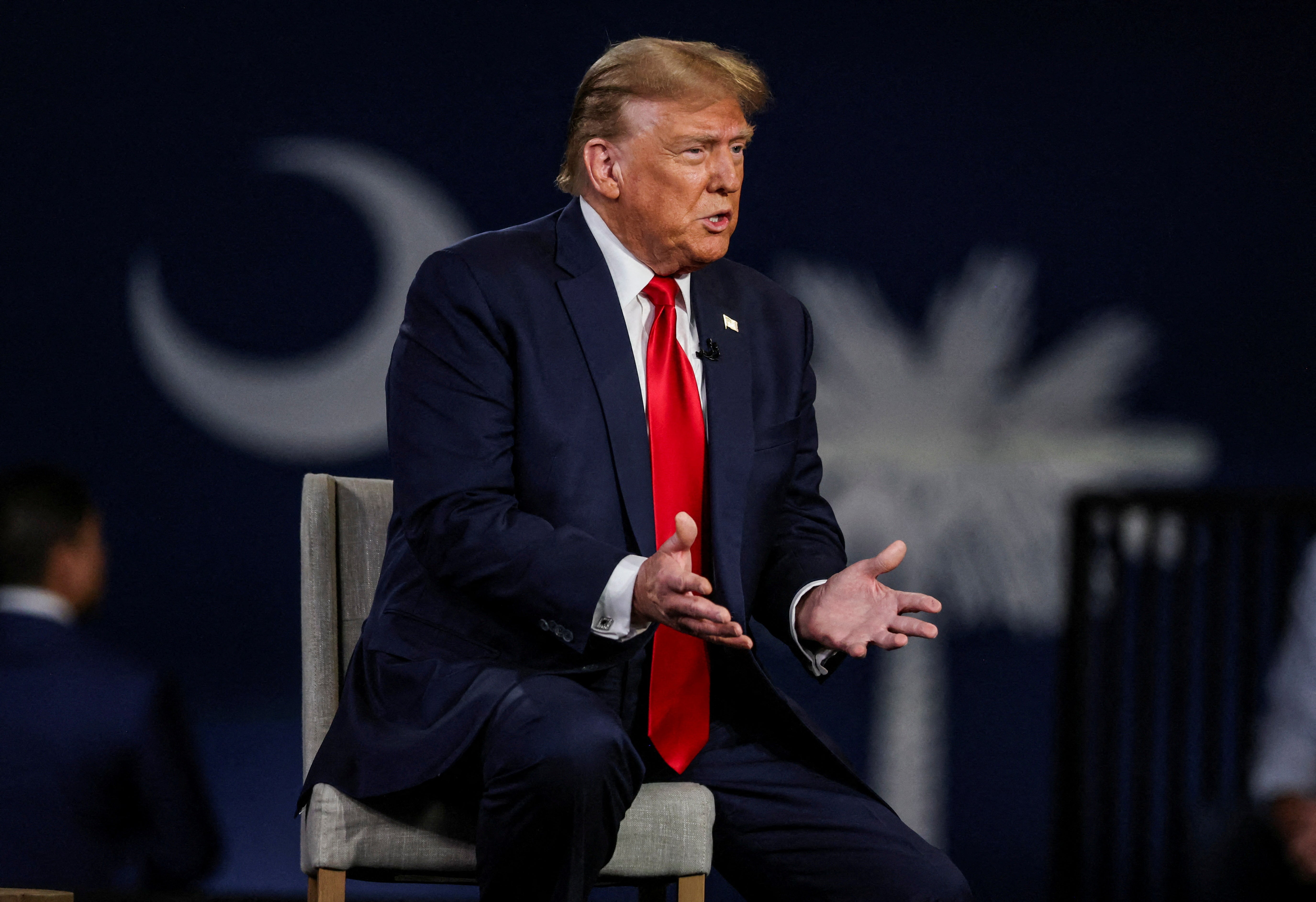 

<p>Trump participates in a Fox News town hall with Laura Ingraham in Greenville</p>
<p>” height=”3769″ width=”5500″ layout=”responsive” i-amphtml-layout=”responsive”><i-amphtml-sizer slot=