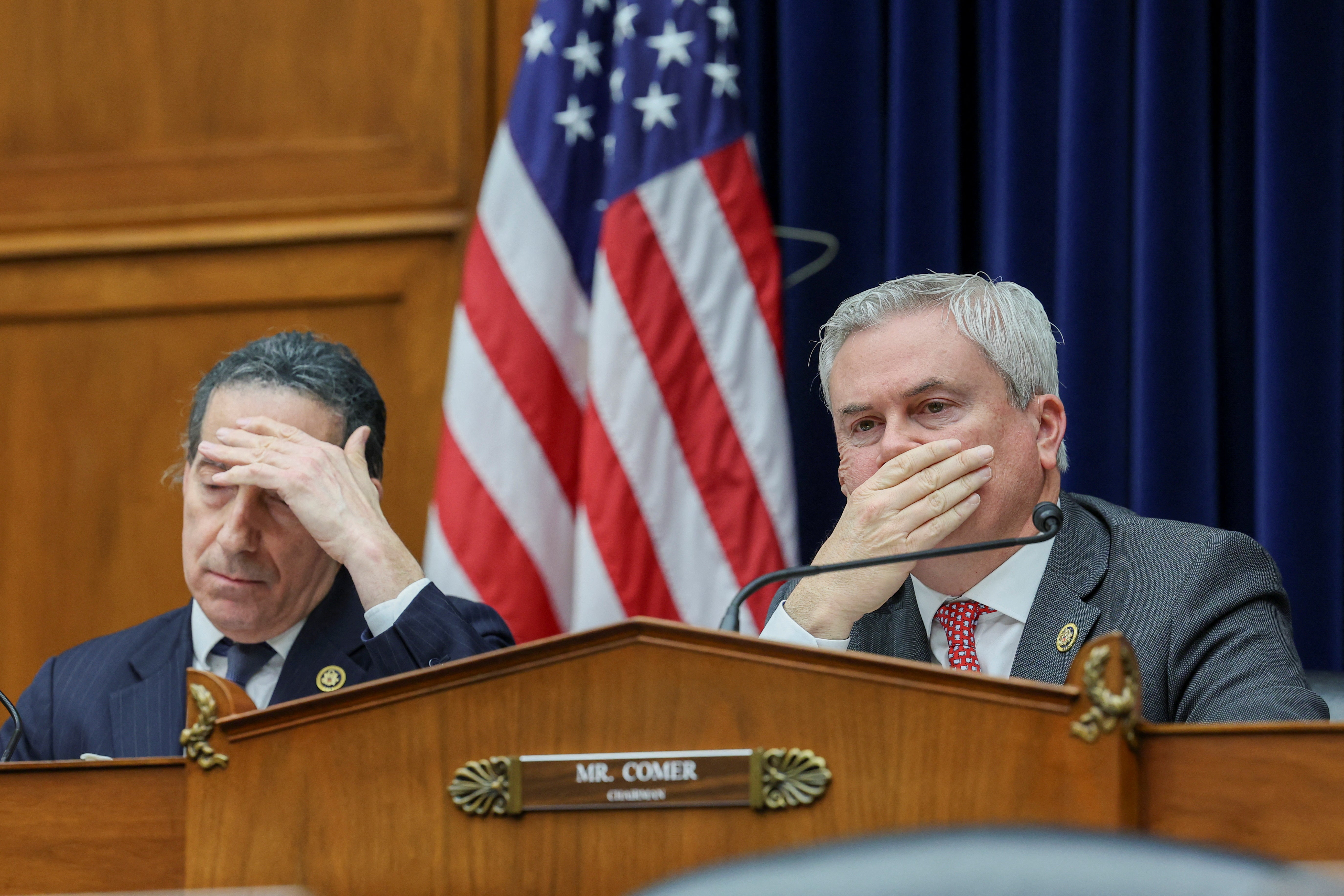 

<p>Ranking member Jamie Raskin (D-MD) and House Oversight Committee Chairman James Comer (R-KY) cover their faces during a House Oversight and Accountability Committee hearing as part of the House of Republicans’ impeachment probe into President Joe Biden</p>
<p>” height=”3667″ width=”5500″ layout=”responsive” i-amphtml-layout=”responsive”><i-amphtml-sizer slot=