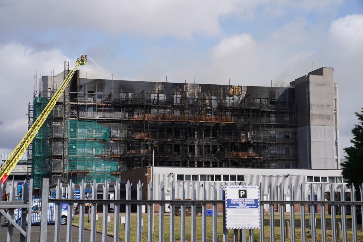 Calls for cladding probe after ‘terrified’ residents flee Dagenham tower block fire