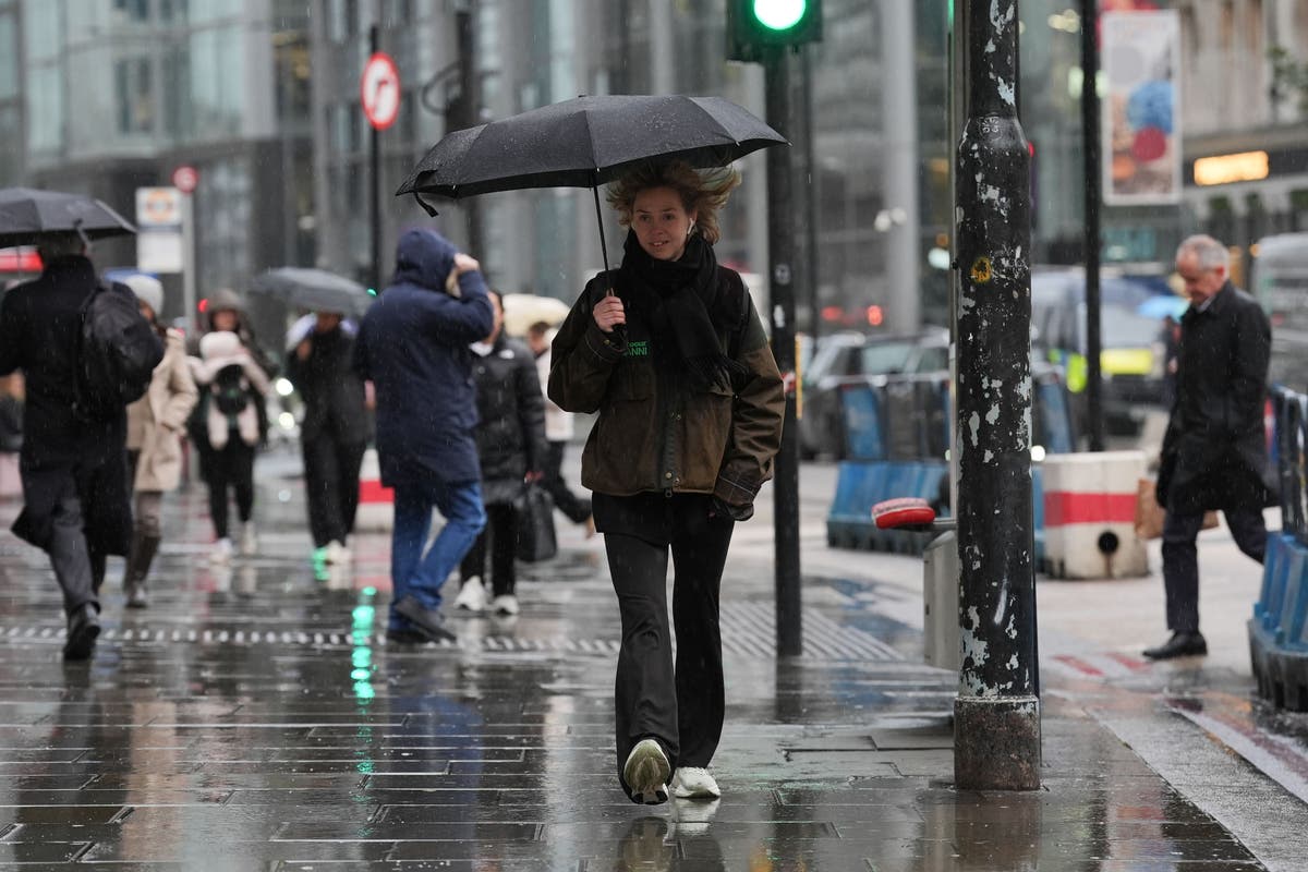 Thunderstorms, hail and heavy rain to follow warmest spring equinox in 50 years