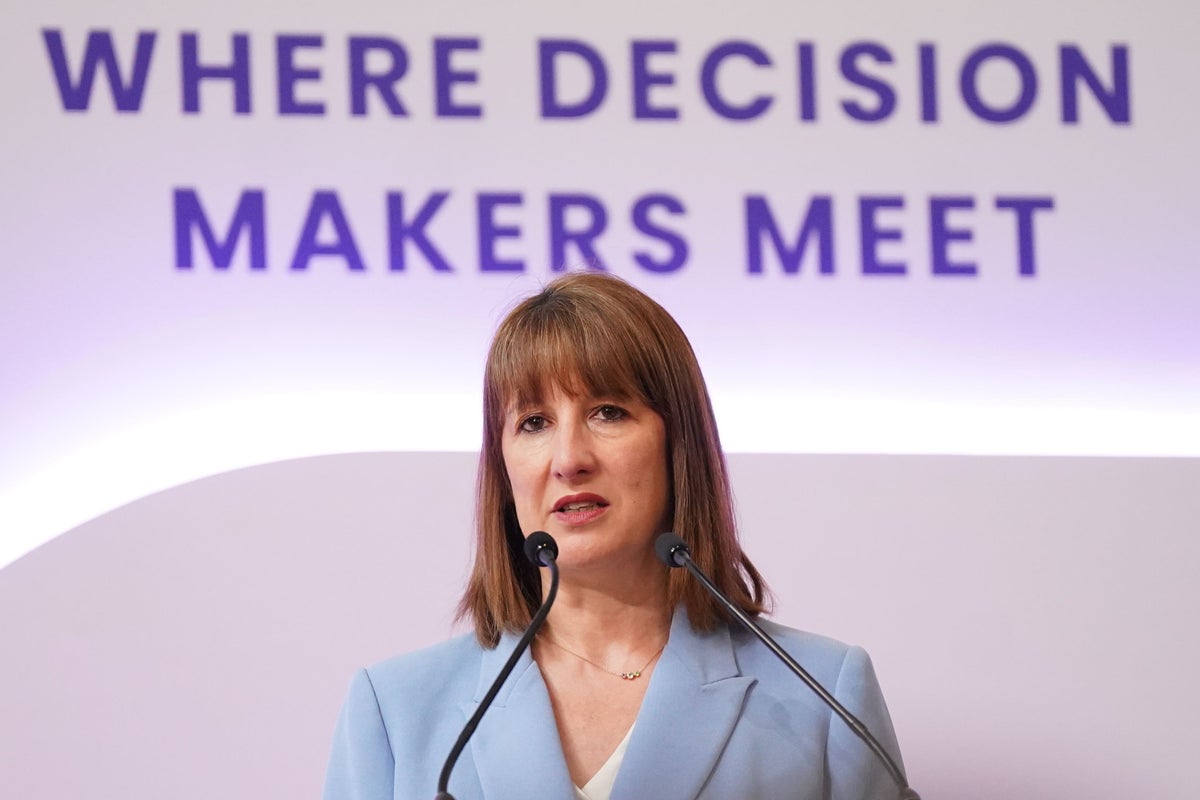 Reeves unveils plans to regulate crypto after talks with US